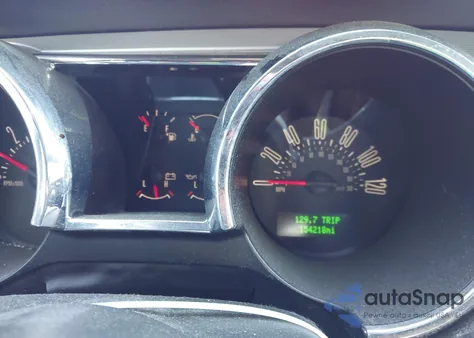 2009 Ford Mustang V6/V6 Premium from USA, damaged, VIN 1ZVHT80N995143532